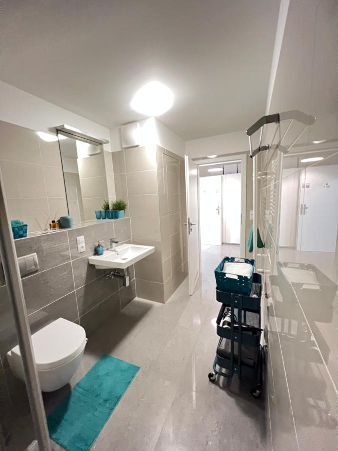 Free Parking In Garage Karolina Plazza, New Cosy Studio With All You Need Prague Ngoại thất bức ảnh